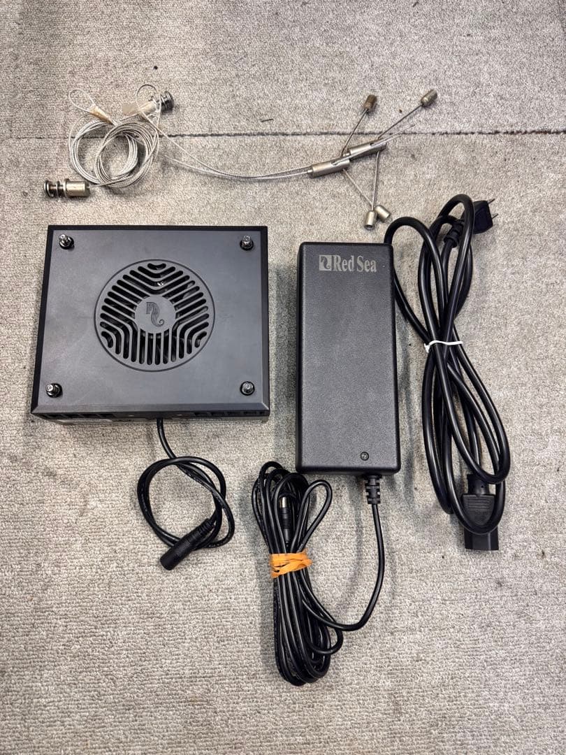 レッドシー RedSea ReefLED 90 リーフLEDハンギングキット付き