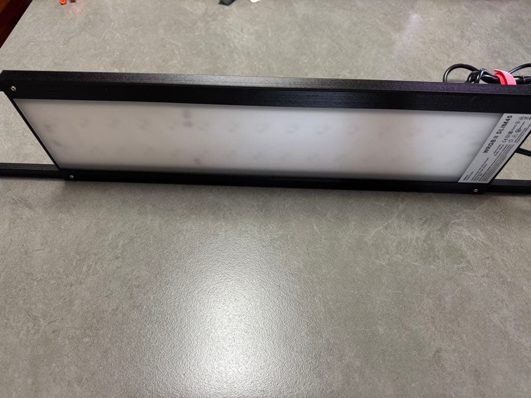 ⭐︎値下げ⭐︎Ｃｈｉｈｉｒｏｓ　ＬＥＤ　ＷＲＧＢ２　ＳＬＩＭ４５　ブラック