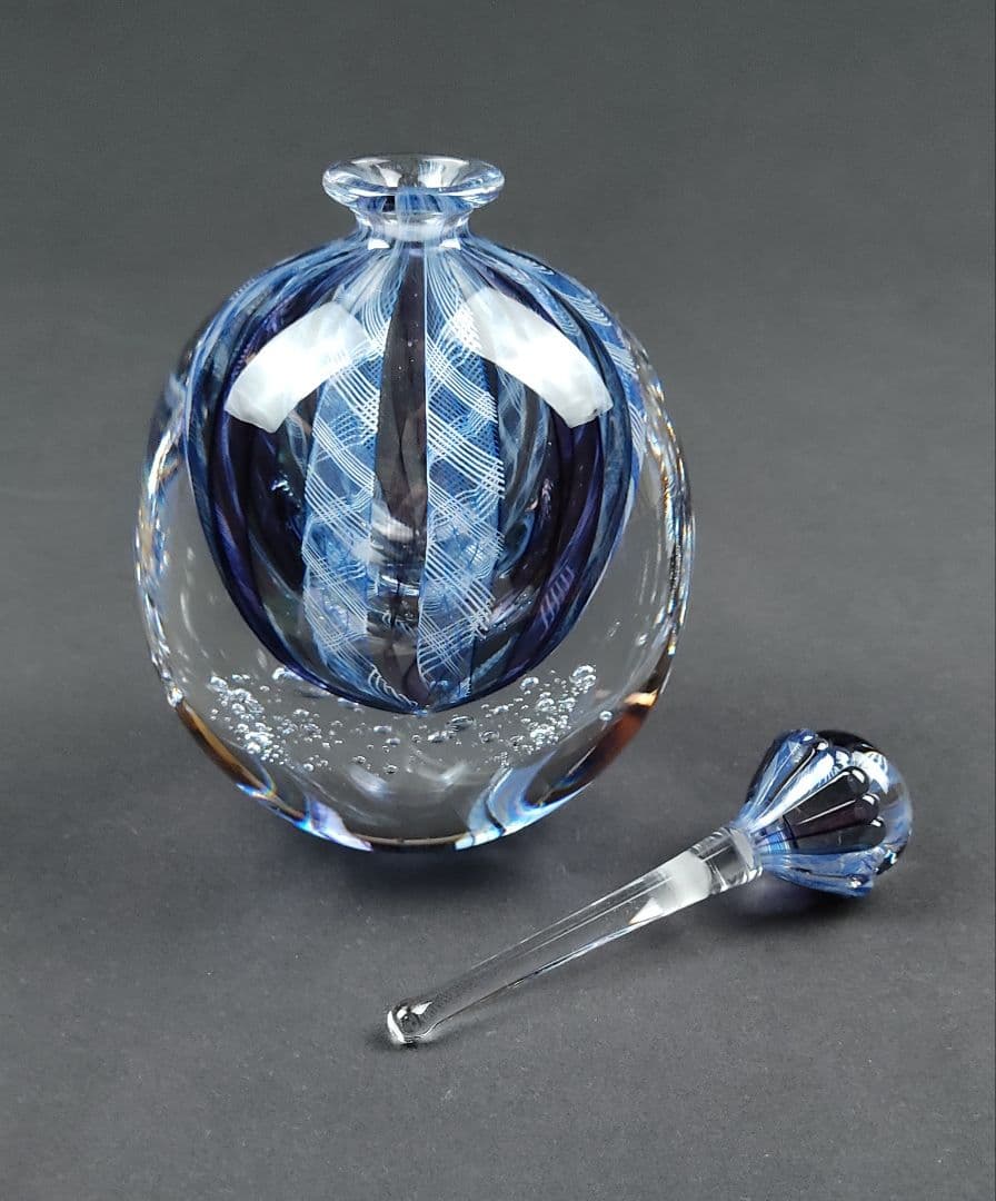 手吹きガラス　香水入れ　ガラス作家　吉本雅塵