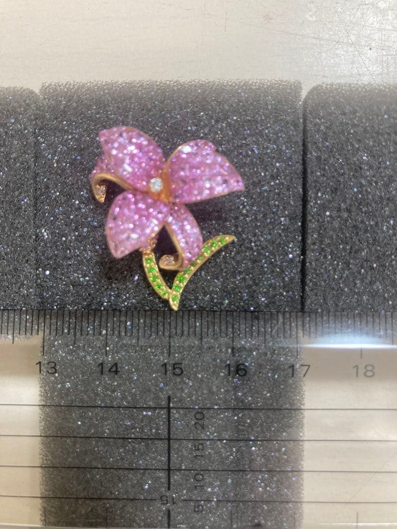 GSTV K18 ピンクサファイア　ミステリーセッティング　ペンダントトップ