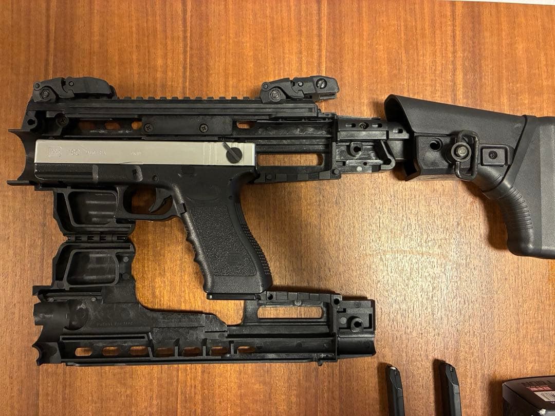 東京マルイ　電動グロック18Ｃ　カービンキット