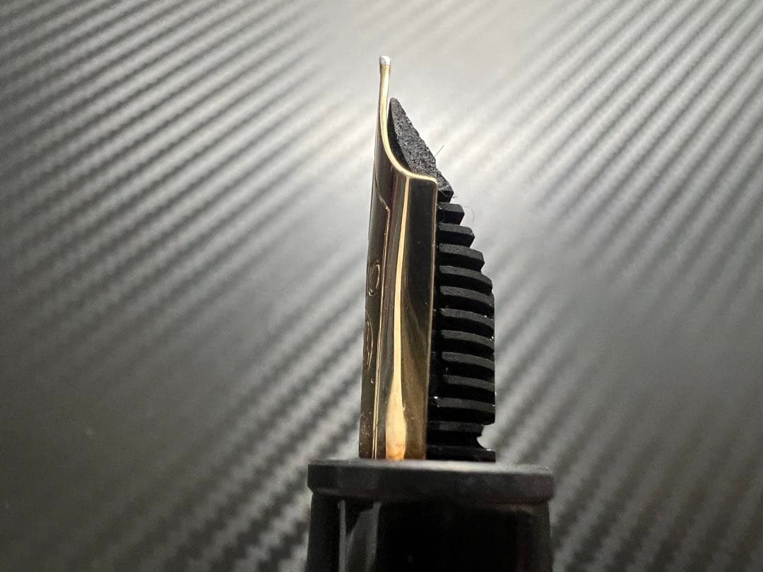 モンブラン マイスターシュテュック 146 万年筆 M 中字 14K 全金