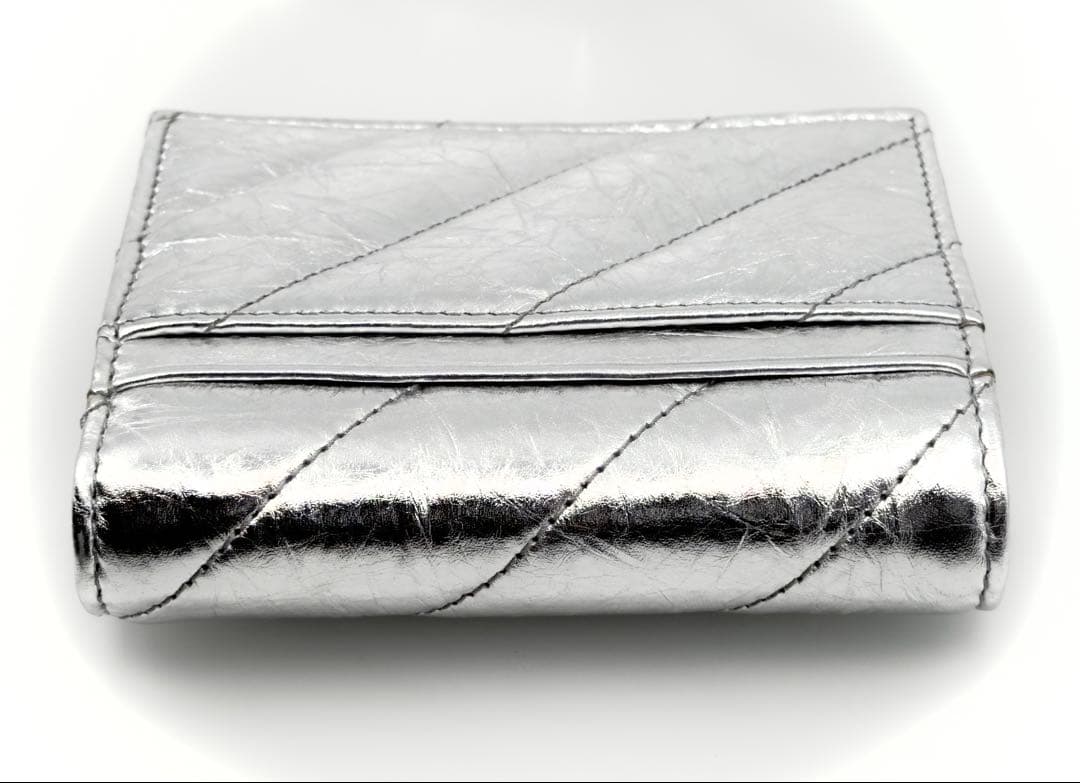 ✨本物BALENCIAGA/バレンシアガ✨クラッシュ 二つ折財布 シルバー⭐︎