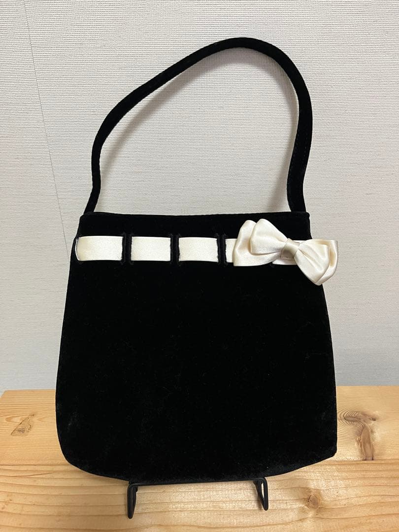 【hai】 ベロアリボンバック　　シーズン限定品