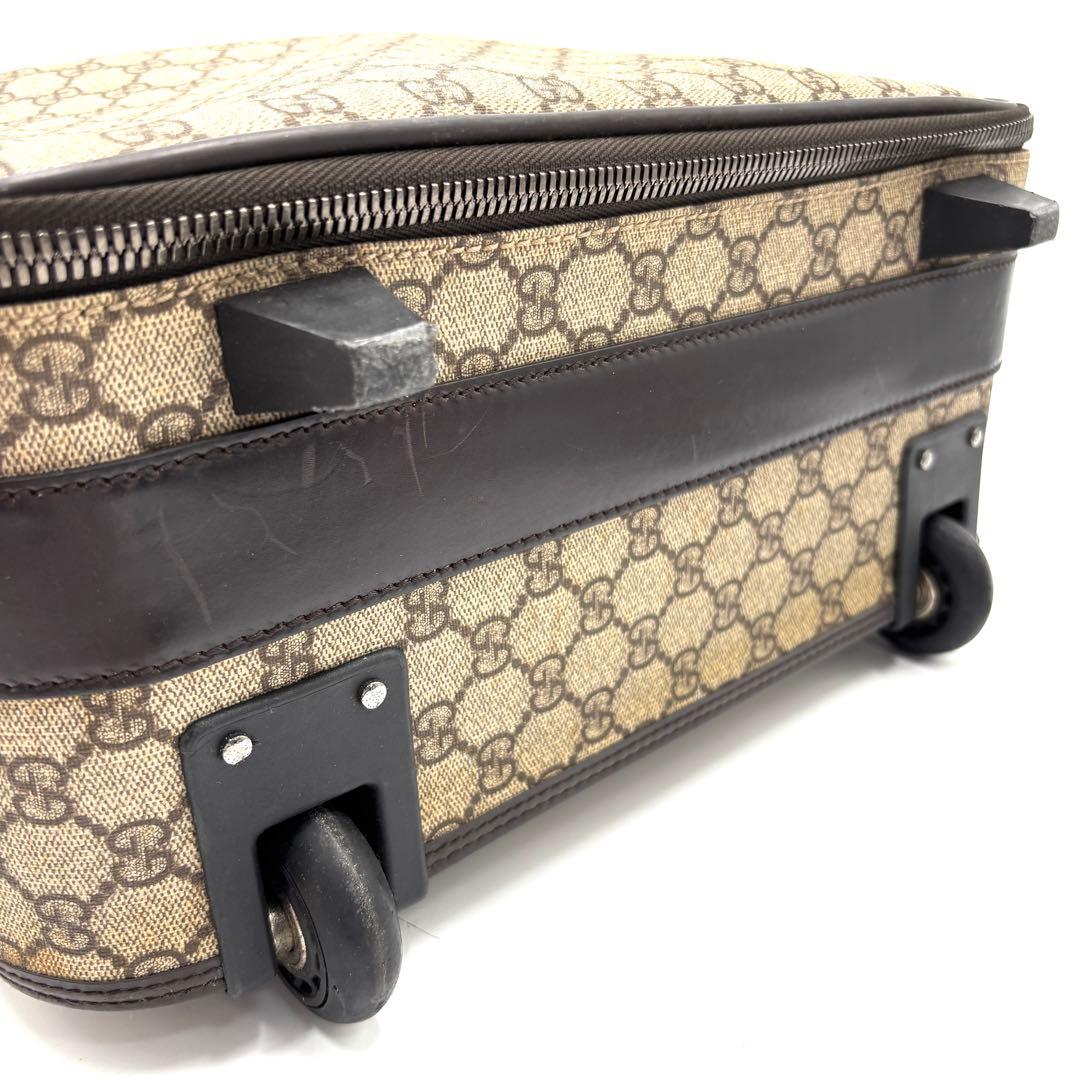 【美品】グッチ キャリーケース GGスプリーム ロゴ ビジネス メンズ ベージュ