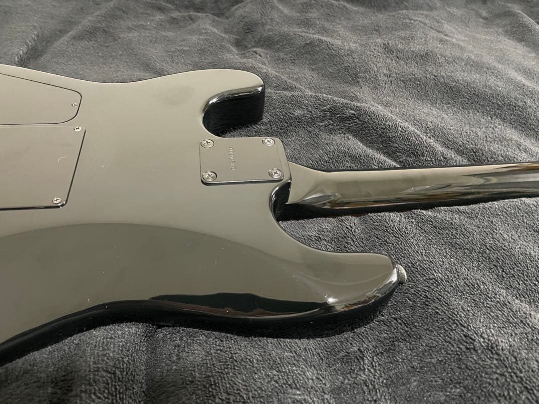 ノーブランド コンコルドヘッド フロイドローズ ストラトボディ コイルタップ