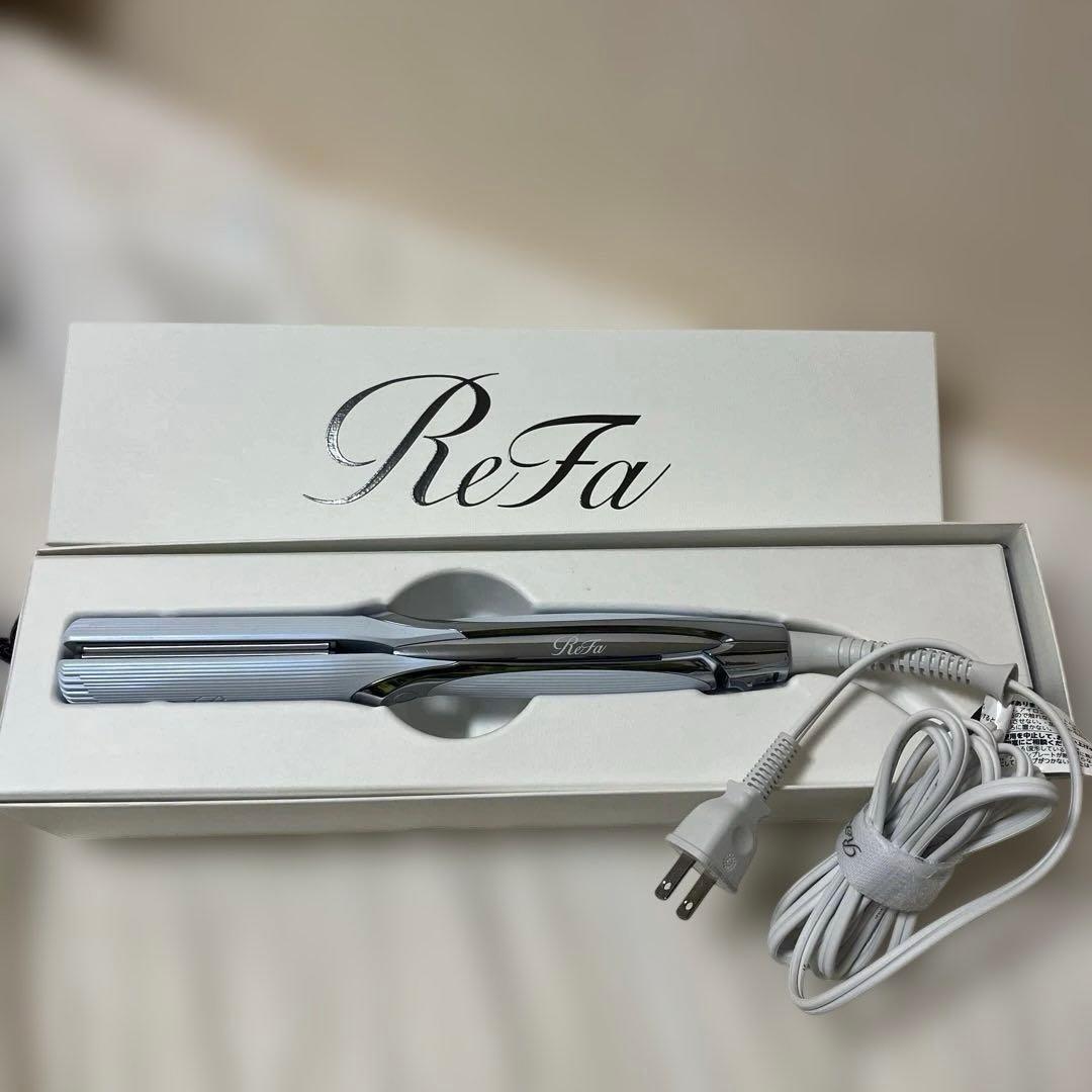 やっひーです。ReFaストレートアイロン