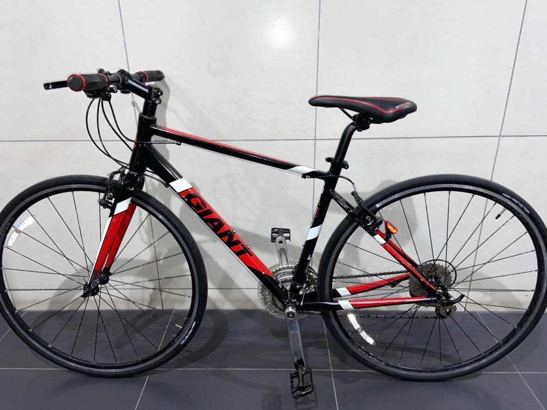 GIANT CROSTAR クロスバイク　ジャイアント　クロスター　escape