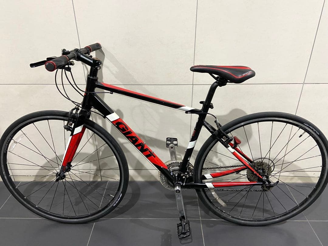 GIANT CROSTAR クロスバイク　ジャイアント　クロスター　escape