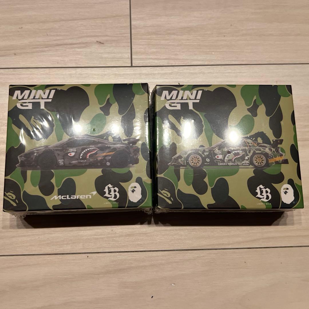 MINIGT BAPE × LIBERTYWALK 2台セット