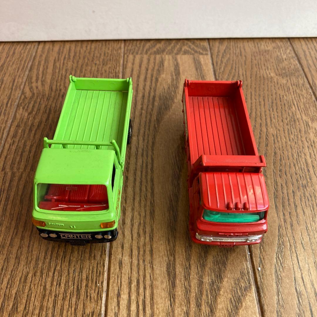 値下げトミカダンディダンプ　 三菱　CANTER 日野ダンプカー赤　2個セット