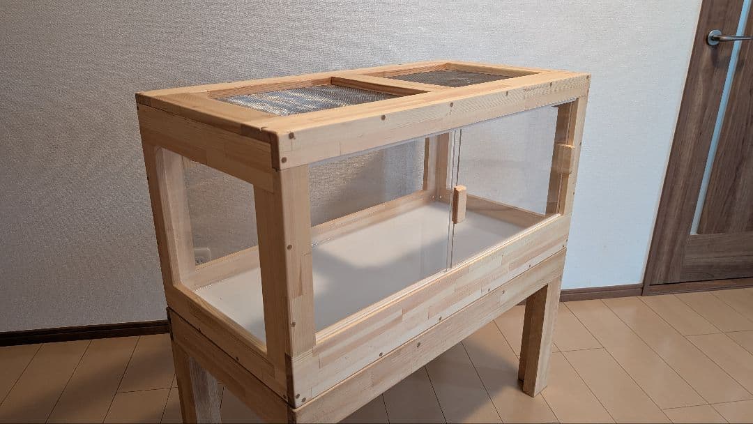 赤松集成材18ミリ幅90縦45奥行45全面アクリル板仕様木材オイル仕上げ！