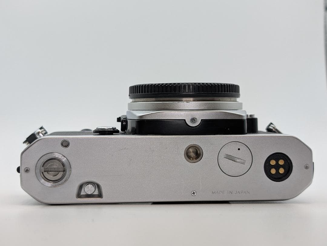 【美品完動品】Nikon FE フィルムカメラ シルバー ボディ 人気機種