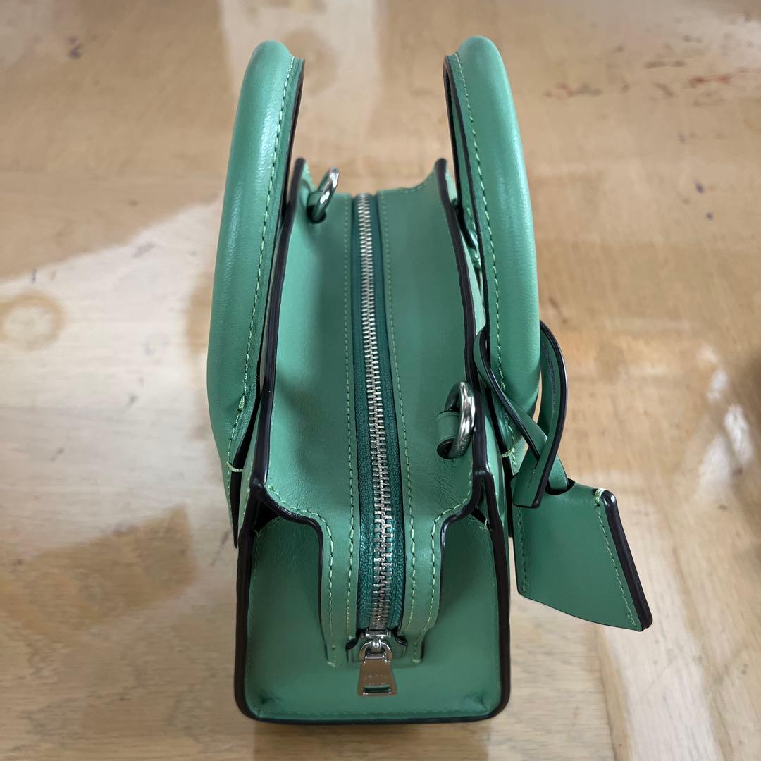COACH ミントグリーン ショルダーバッグ