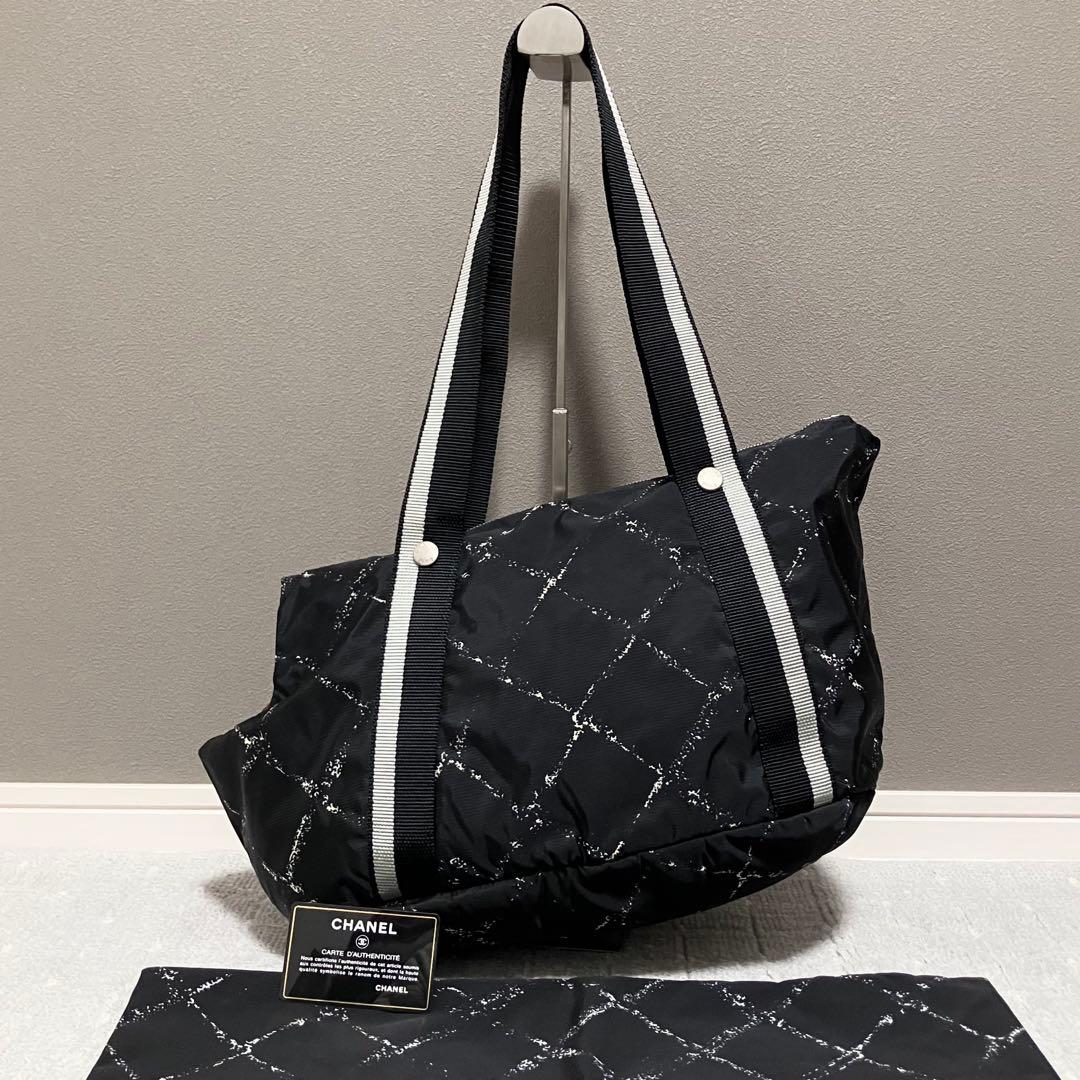 極美品！シャネル［旧トラベルライン］ペット　ショルダーバッグ　犬　ギャランティ