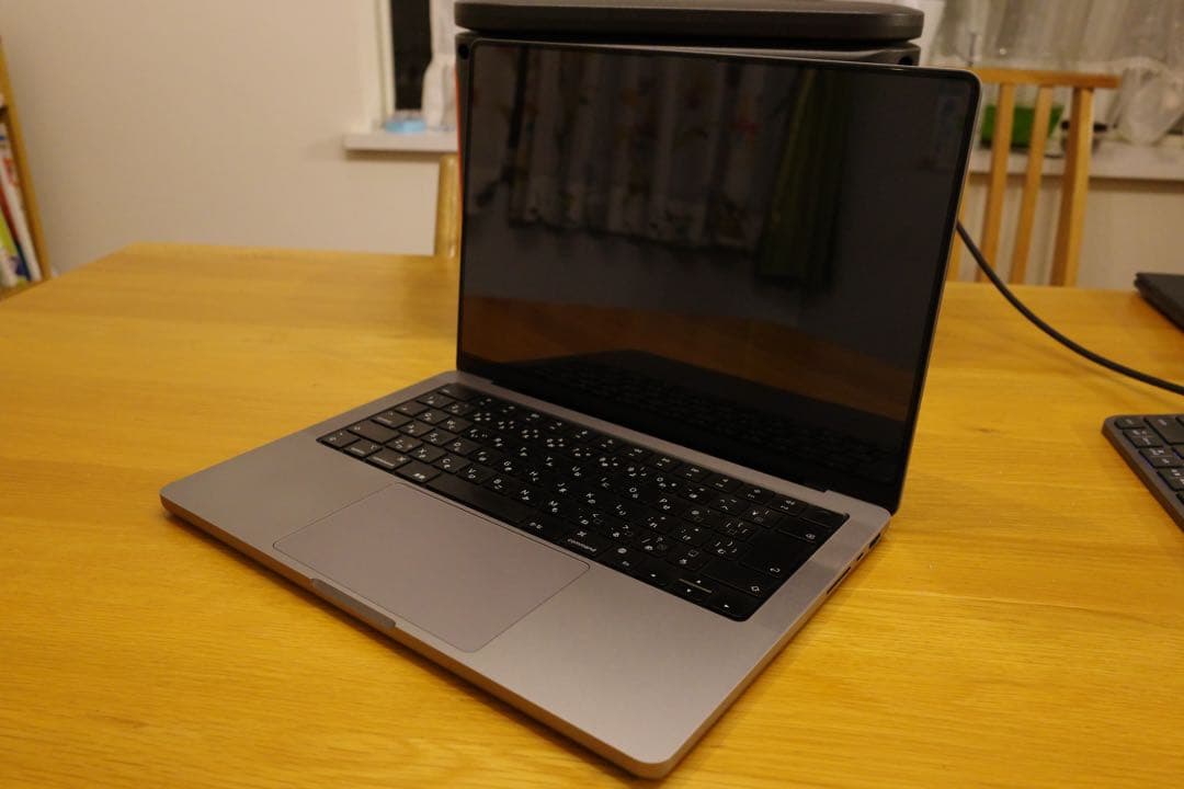 Macbook Pro M1 Pro 14インチ 10コア 32GB / 1TB