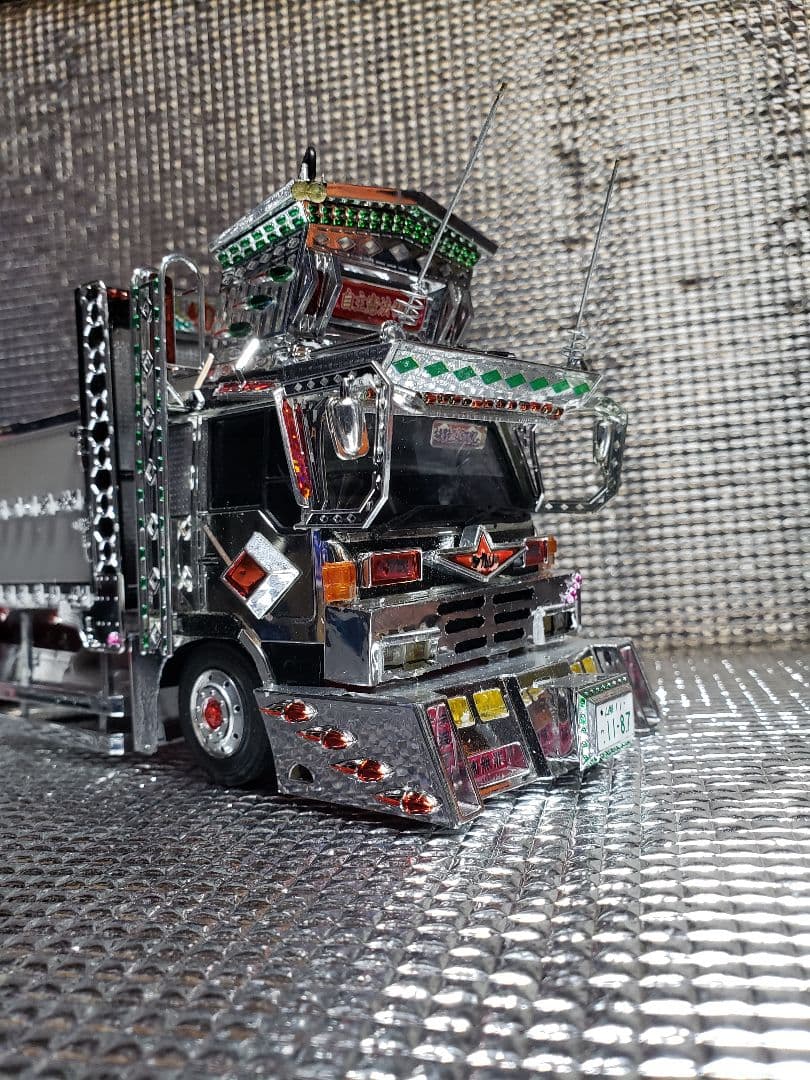 1/32デコトラプラモデル