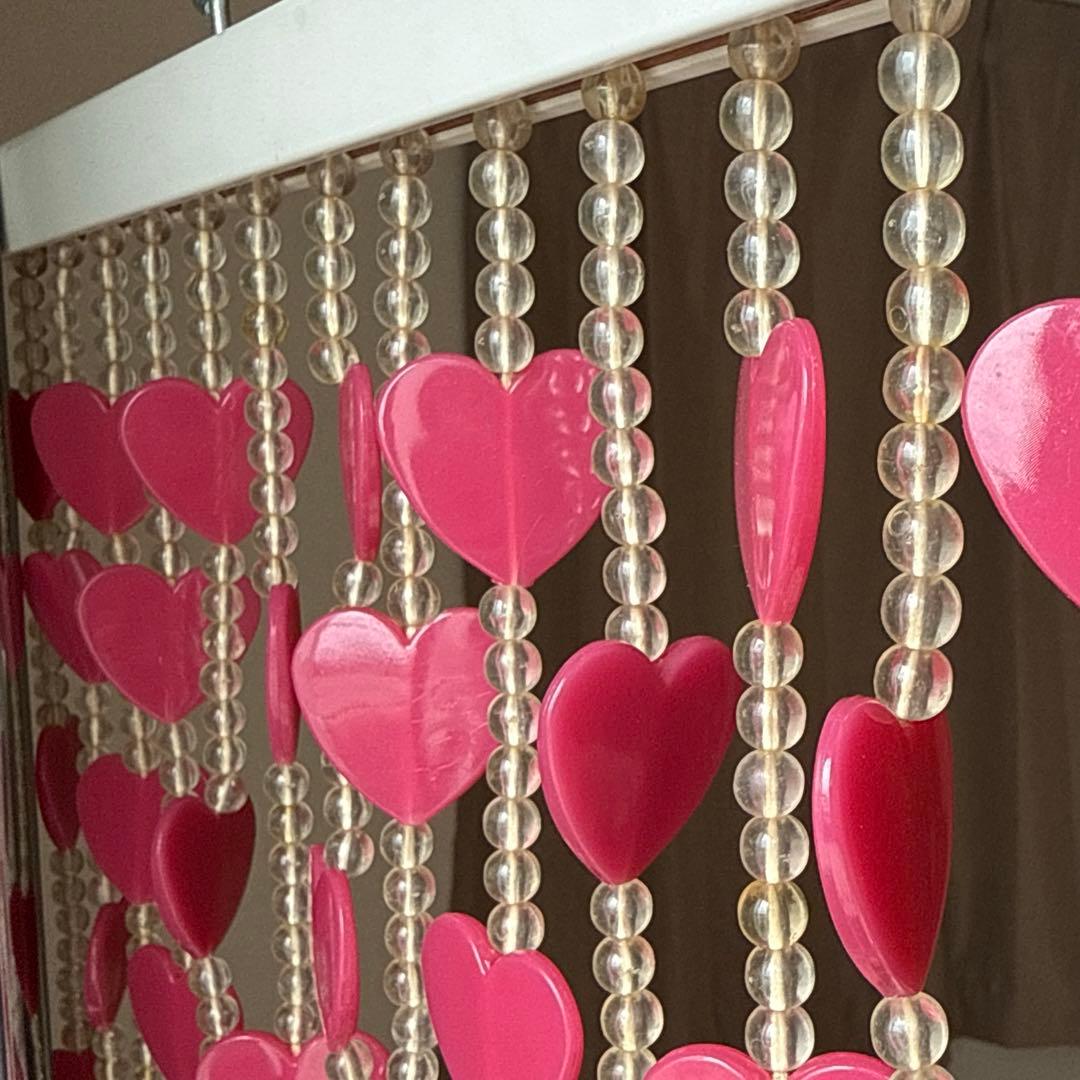 もも　　　レトロポップのれん　ピンクハート型