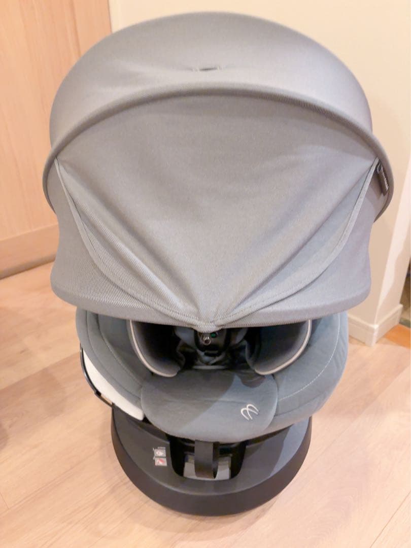 【りす】エールベベ クルット6i プレミアムエアリー　チャイルドシート　箱