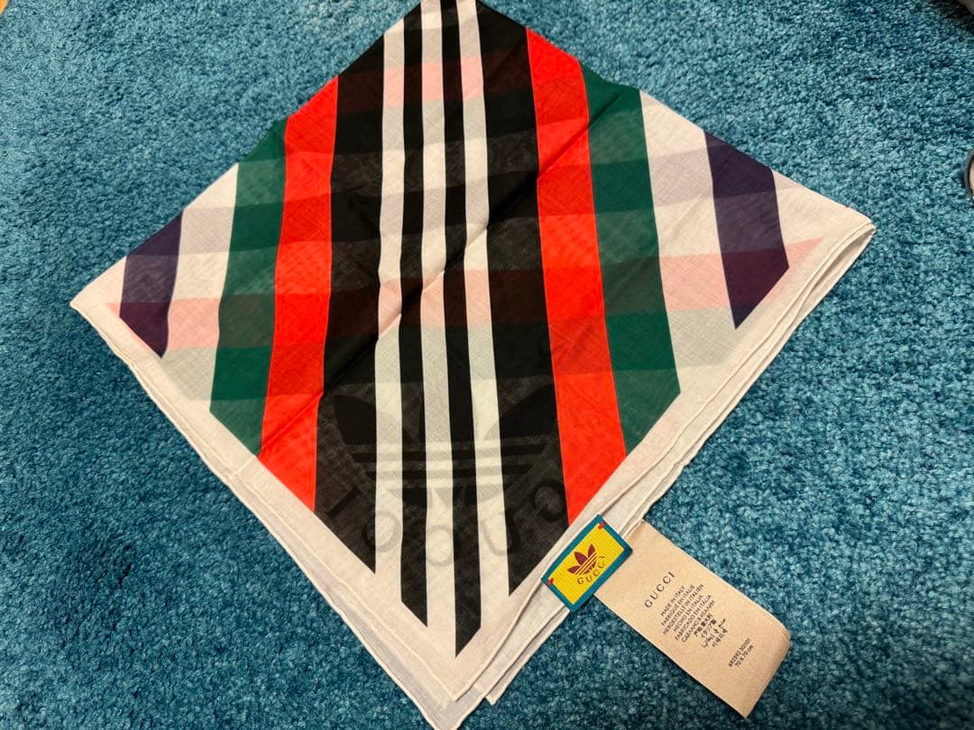 GUCCI adidasコラボ　バンダナ70x70cm