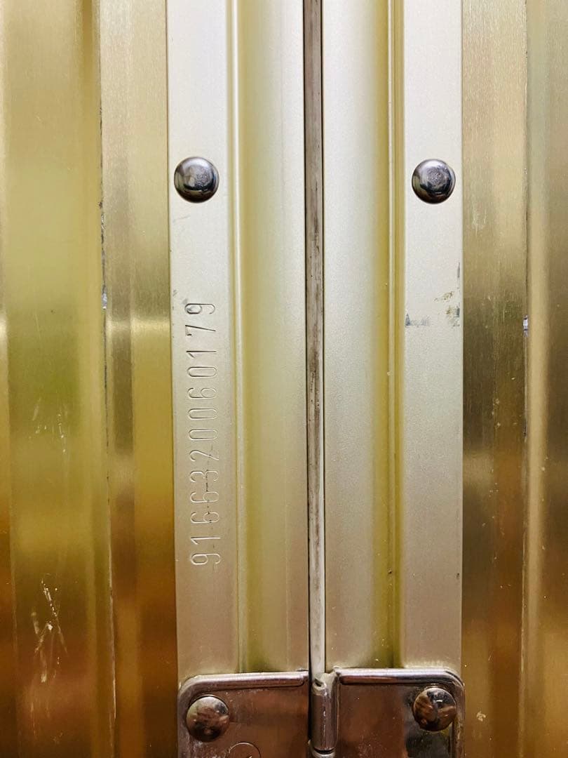 【Ragさん専用】【美品・希少】RIMOWA トパーズ 63L チタニウム