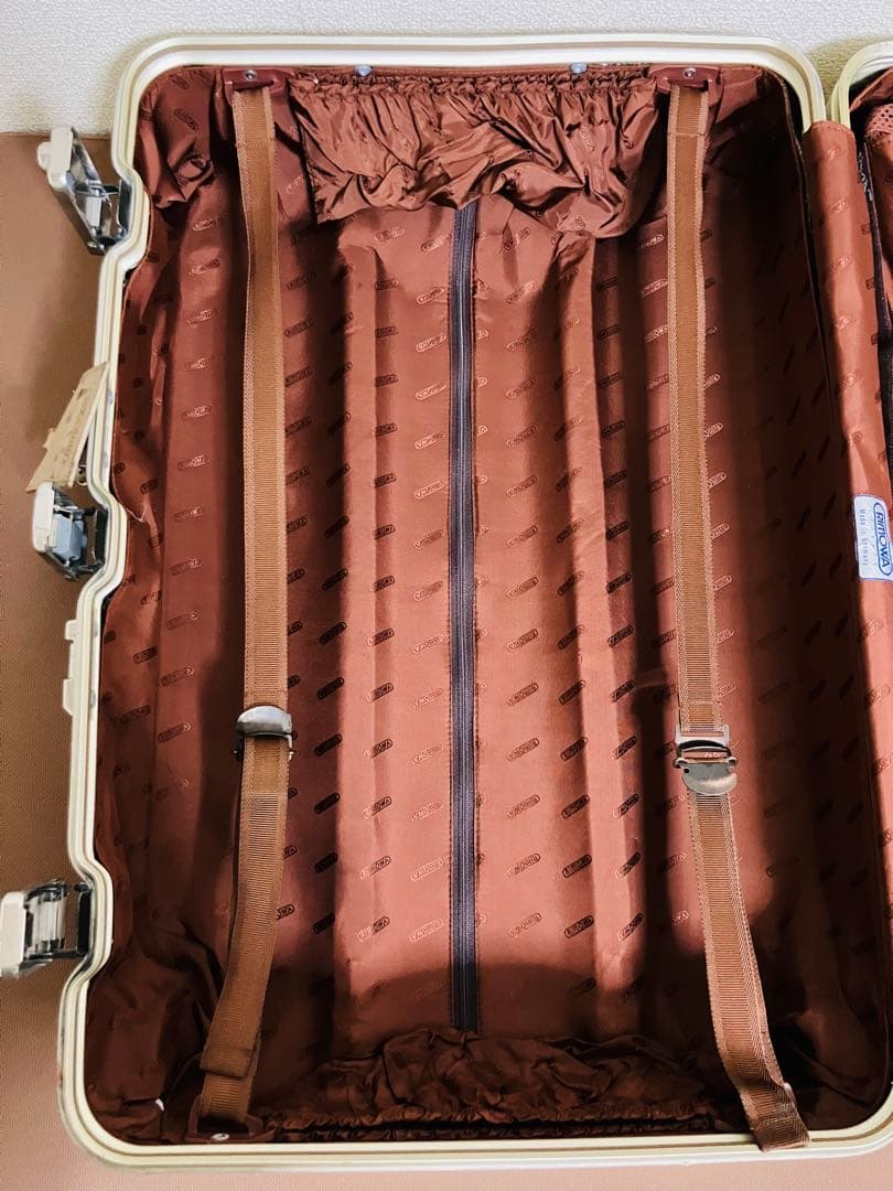 【Ragさん専用】【美品・希少】RIMOWA トパーズ 63L チタニウム