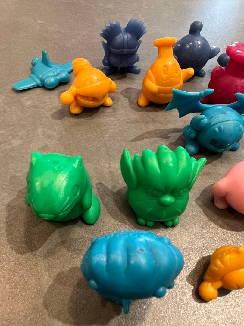 【希少】星のカービィ 塩ビフィギュア 食玩 ガチャポン おまけ付き