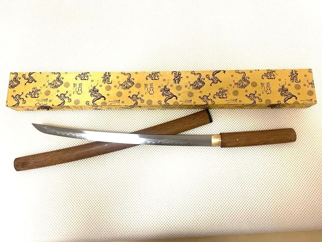 日本刀花梨木連体T10焼き鑑賞用武具　今月だけの特別価格‼️