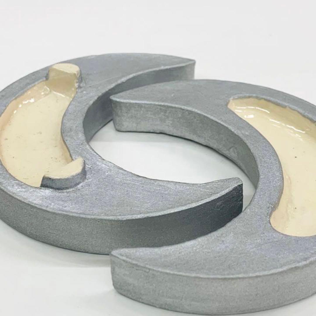 【香合　楽焼　銀色三日月】