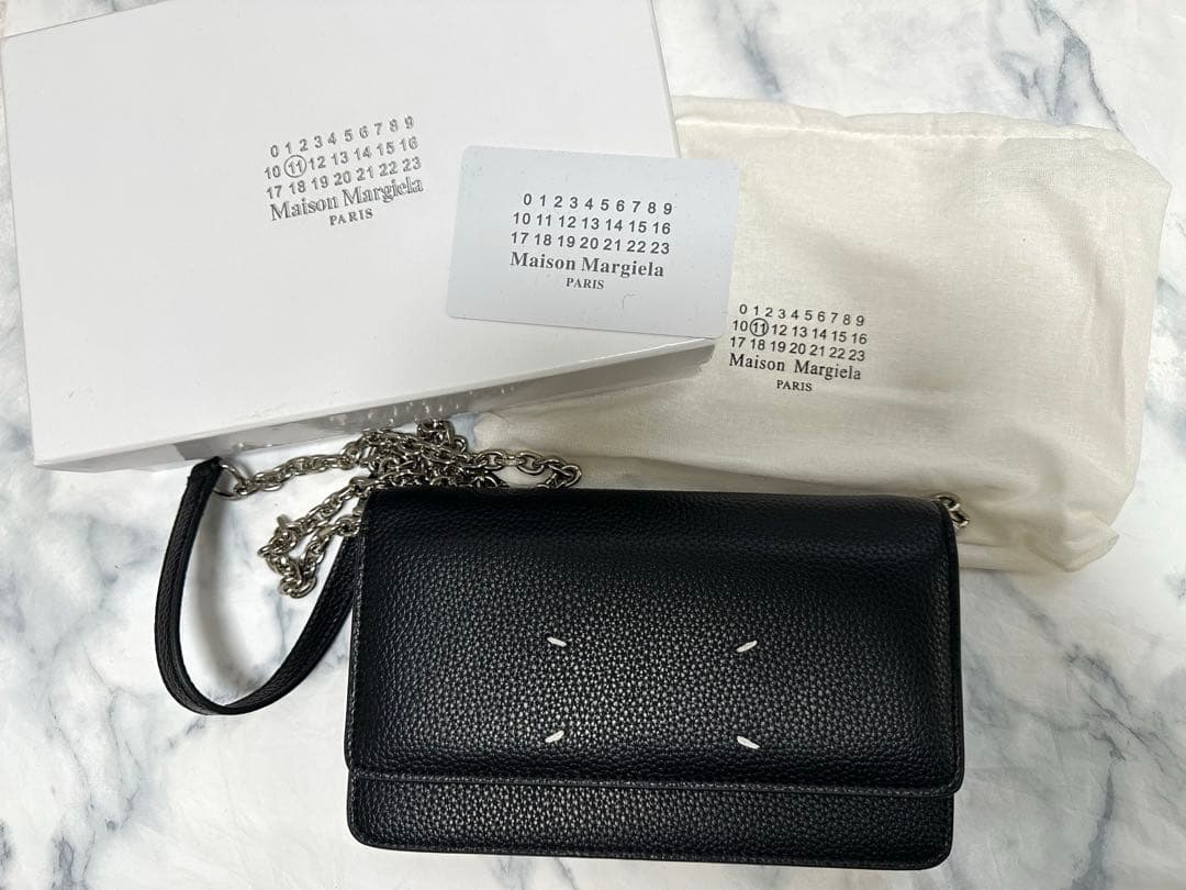 メゾンマルジェラ チェーンウォレット 黒