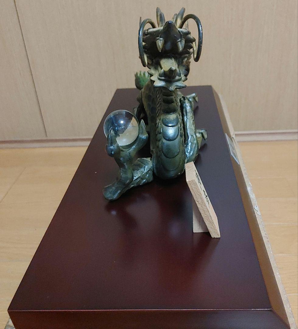 ブロンズ製ドラゴン彫刻