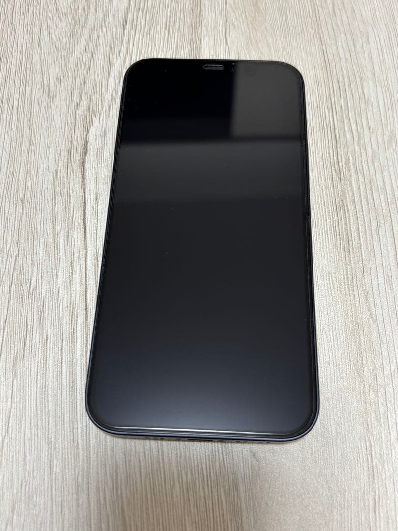 Apple iPhone 12 ブラック