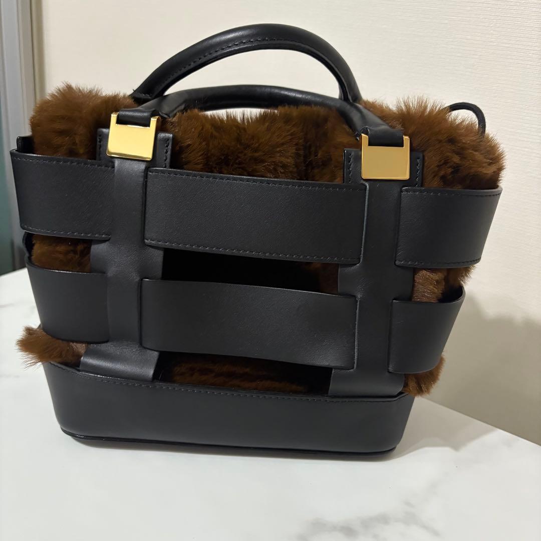 VIOLAd’ORO / レザー × エコファー メッシュハンドバッグ