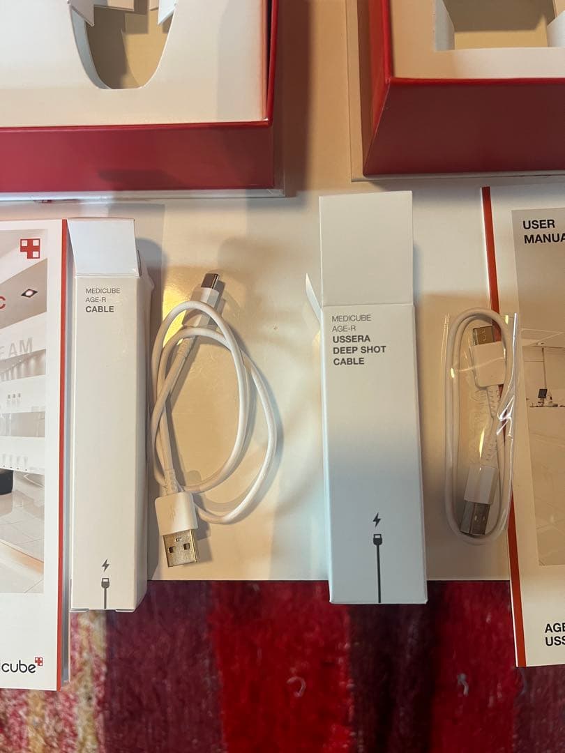 Nan様用【正規品】メディキューブ AGE-R 美顔器2種＋ジェル付属セット