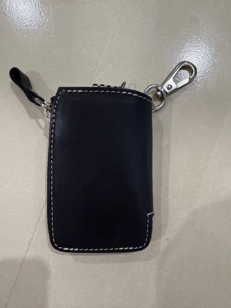 レッドムーン　レザー　キーケース