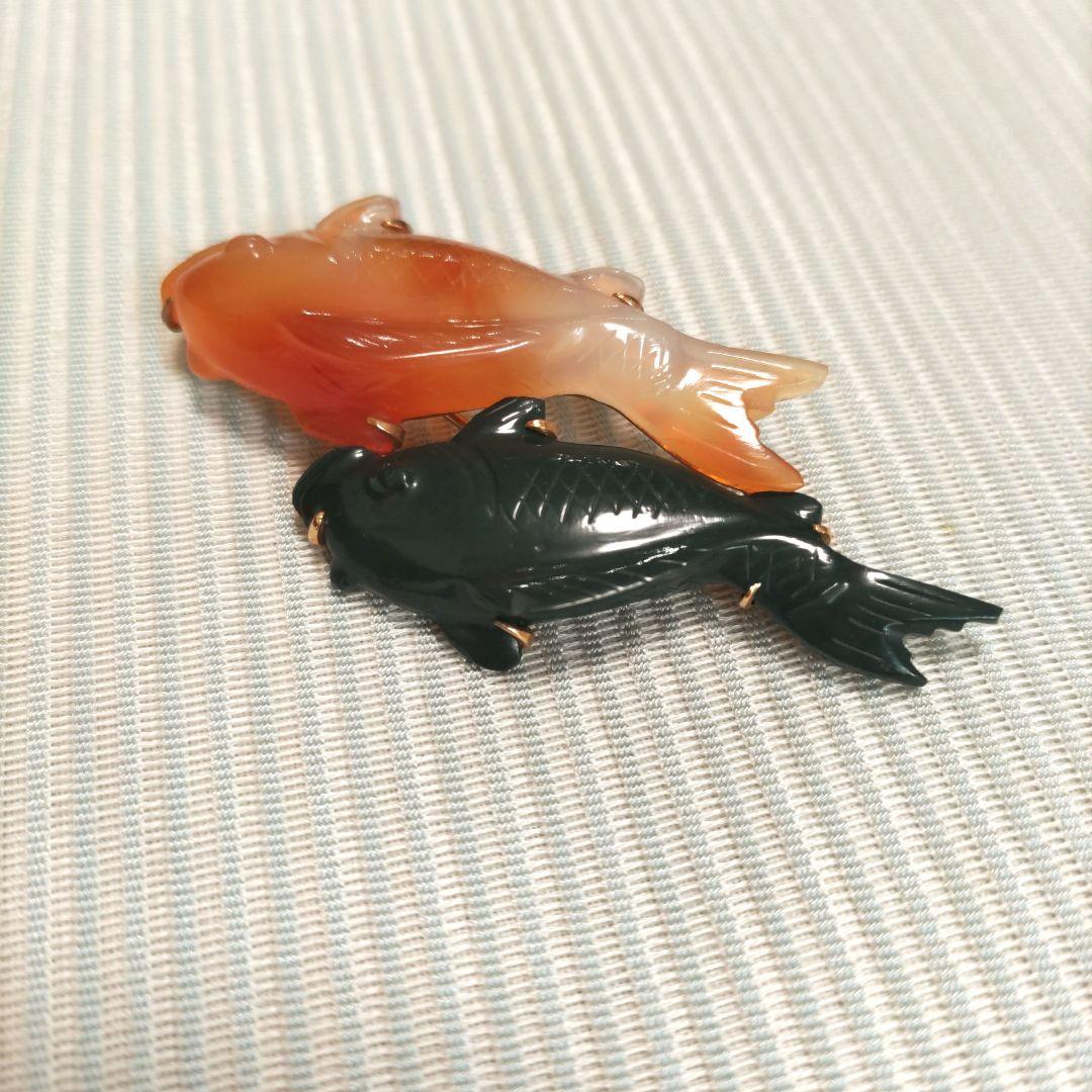 鯉　ブローチ　金属　天然石　K18
