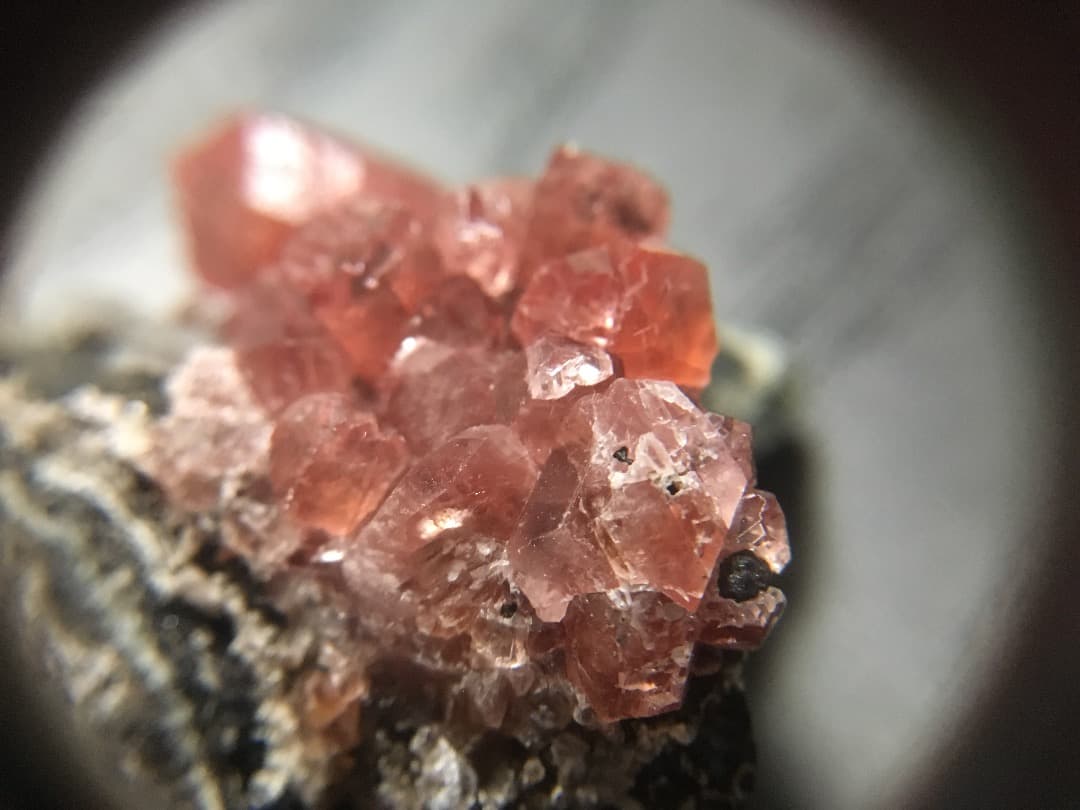 ロードクロサイト  原石 ペルー産 菱マンガン鉱