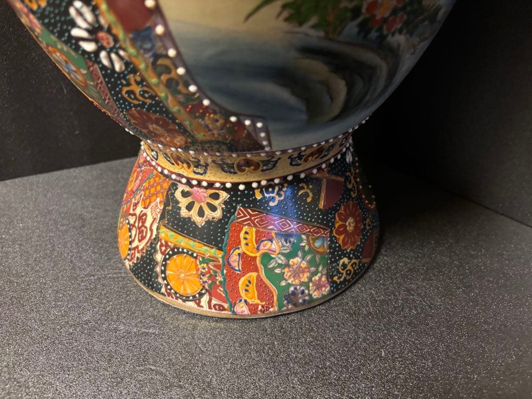 薩摩焼 大壺 着物美人画 騎馬武将 金彩色絵 青粒花瓶