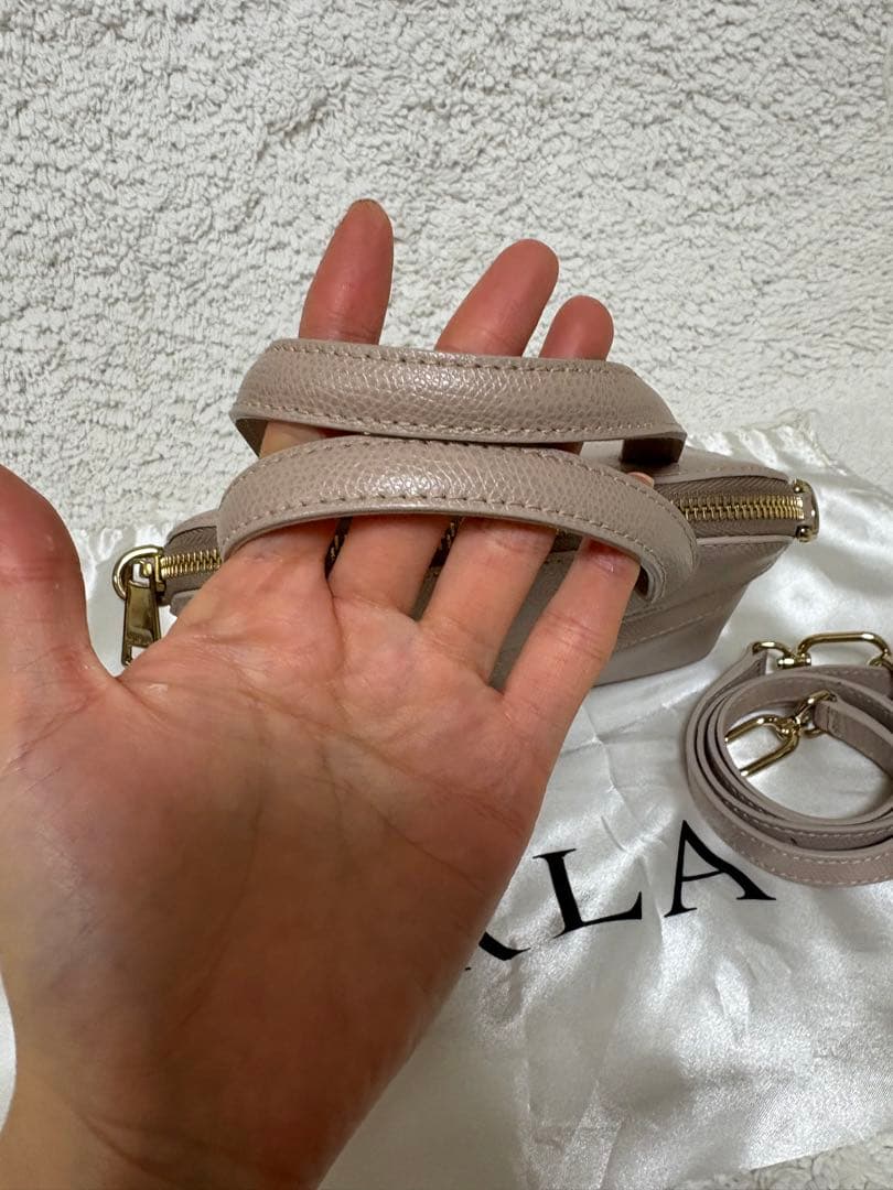 【新品未使用】フルラ　新型パイパー　現行　グレイッシュピンク