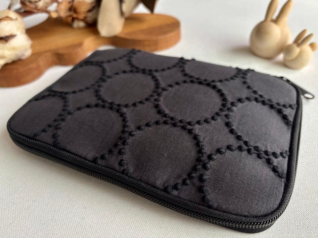 【マルチケース】ミナペルホネン タンバリン charcoal × black