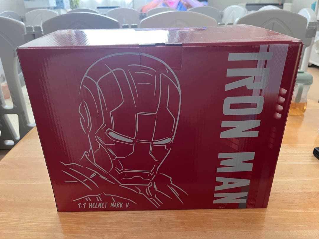 アイアンマン 1:1 HELMET MARK V 自動開閉機能付き
