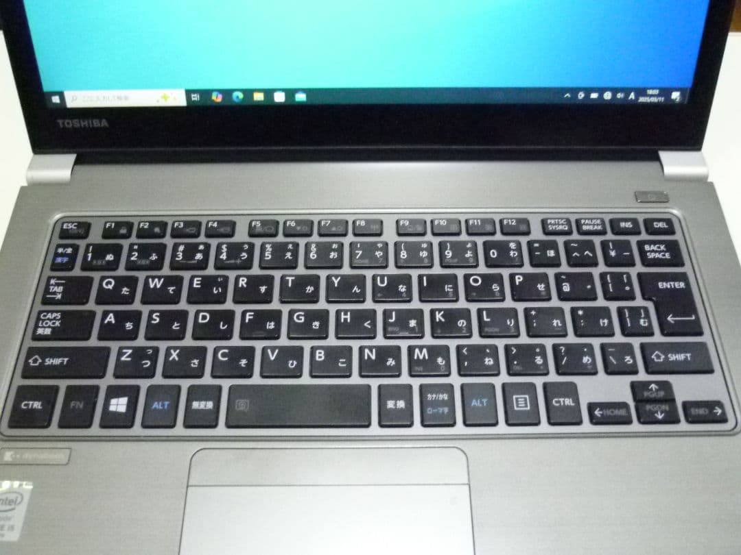 東芝 Dynabook R63/P i5-5300U 13.3 FHD 中古品