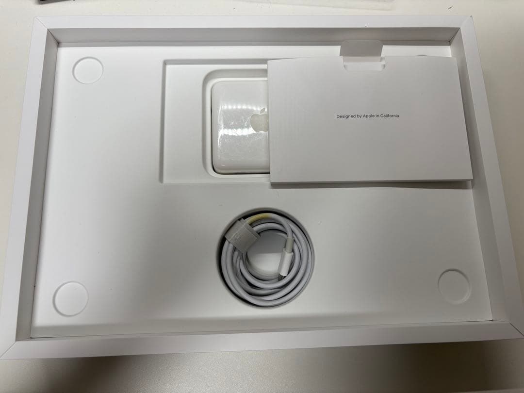 MacBook Pro 13インチ 2020 Core i7 16G 1TB