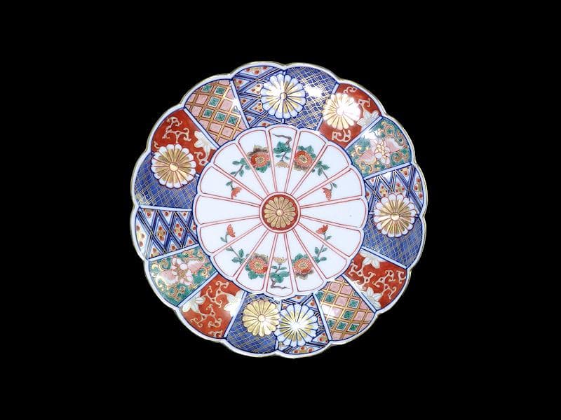 大聖寺伊万里　金襴手　菊花紋の図　８寸菊皿　E367AS-CPs