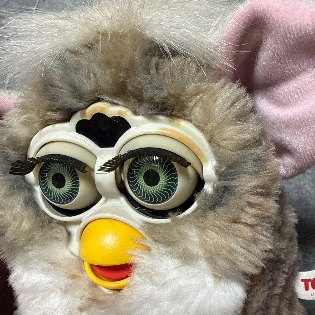 TOMY Furby ファービー ぬいぐるみ
