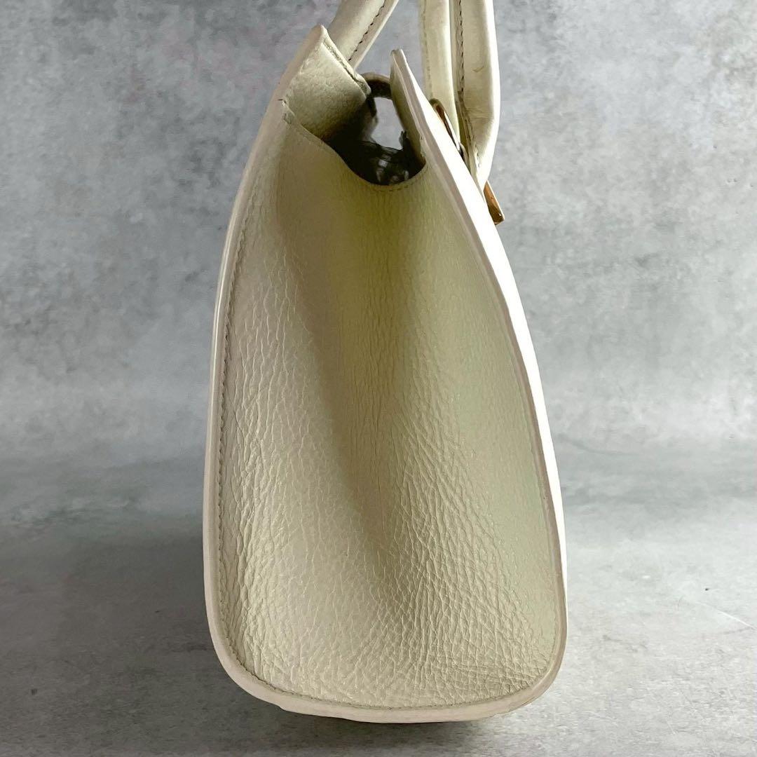 ✨美品✨ジミーチュウ　ライリー　ハンドバッグ　2way レザー　アイボリー