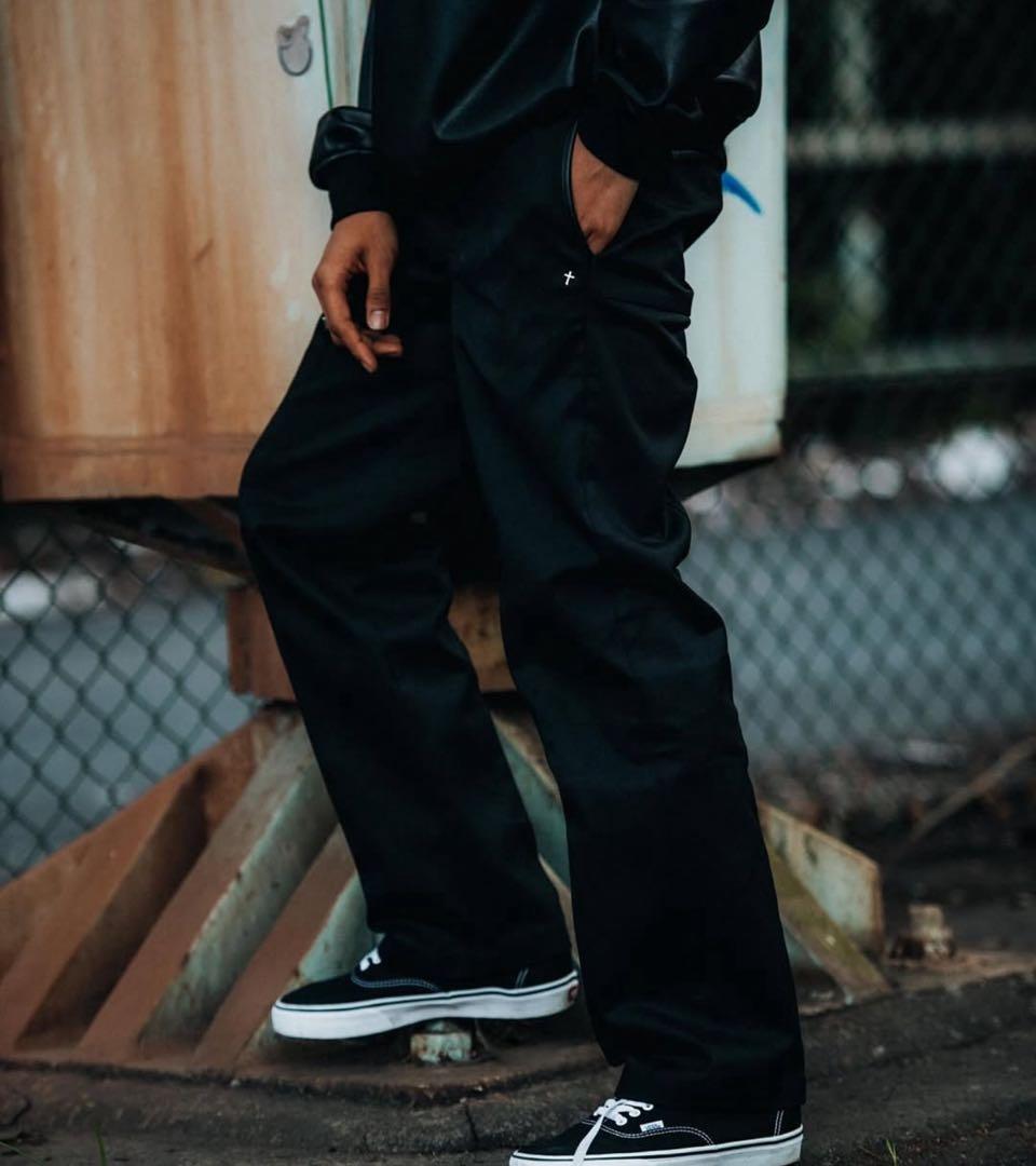 last nest dickeysコラボ　チノパン