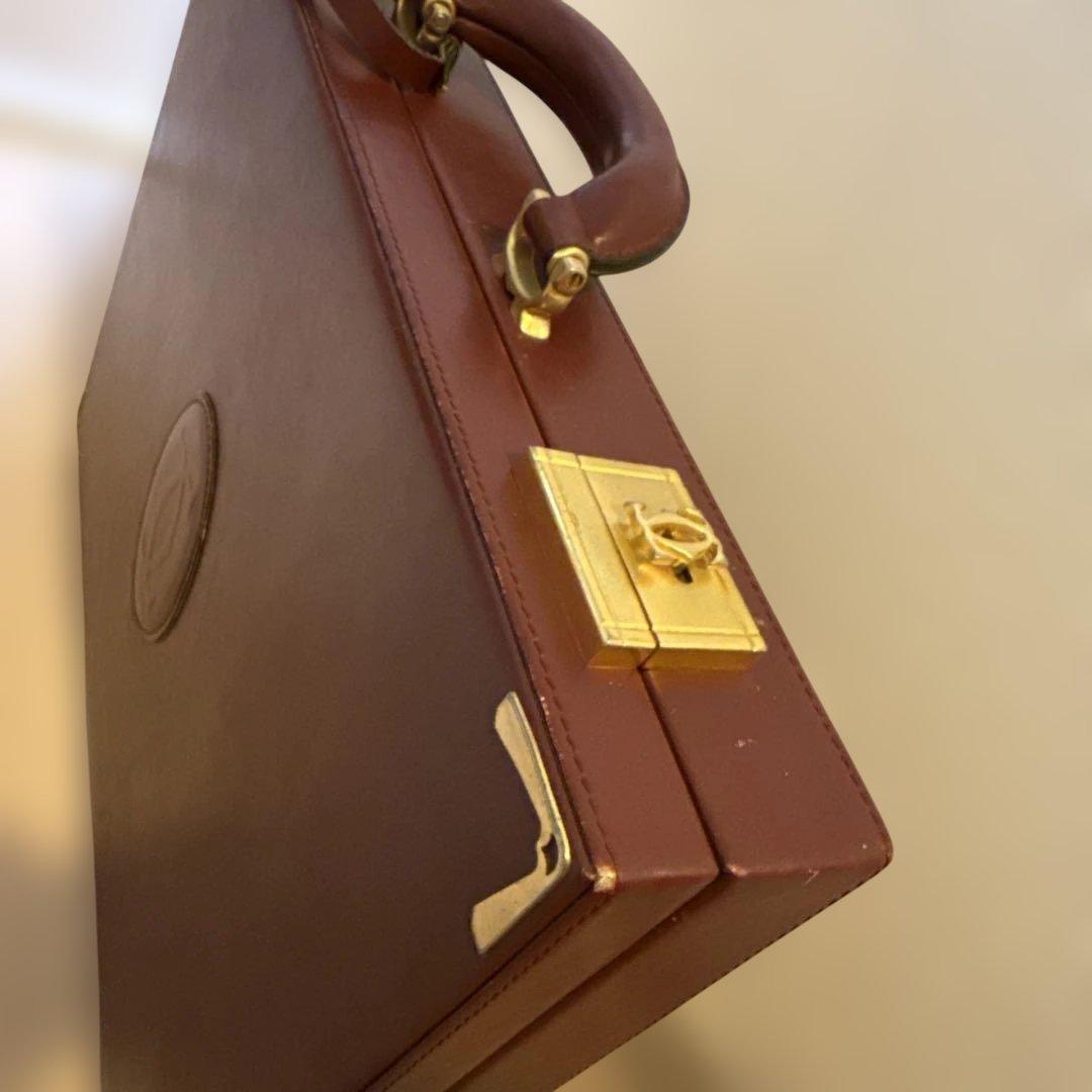 カルティエ　レザーアタッシュケース