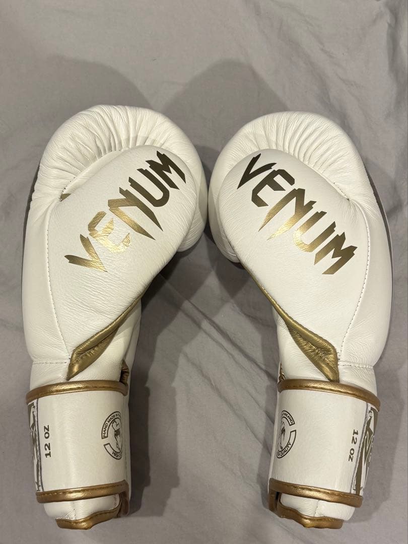 venum giant3.0 12オンス　ボクシンググローブ