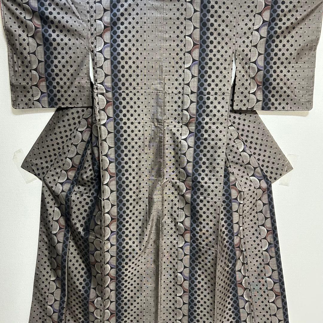 【 値下げ 】 未使用品　オシャレな水玉柄　本場泥大島紬　着物スキ倶楽部４７４